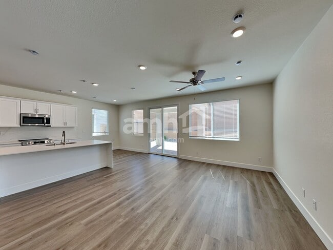 Photo - 9531 Harkes Dr