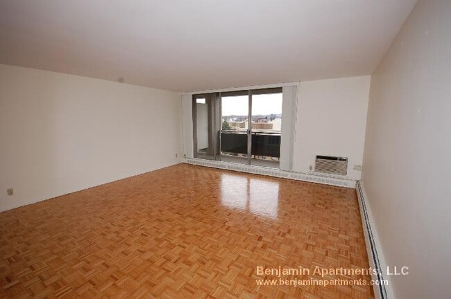 Photo - 125 Chiswick Rd Unit 311