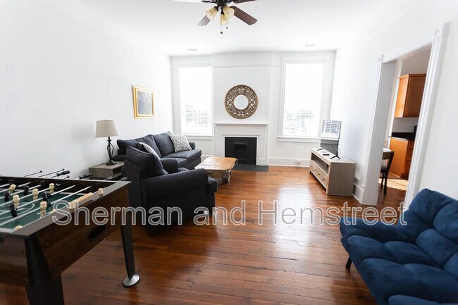 215 Twelfth Street Apt B