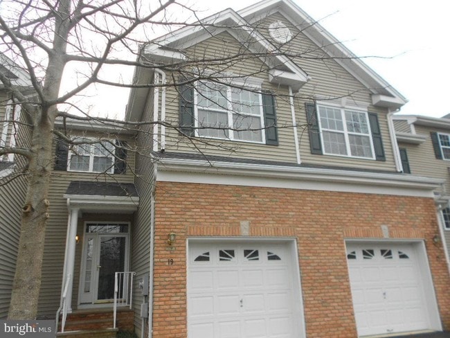 Photo - 19 Hoover Ave Townhome