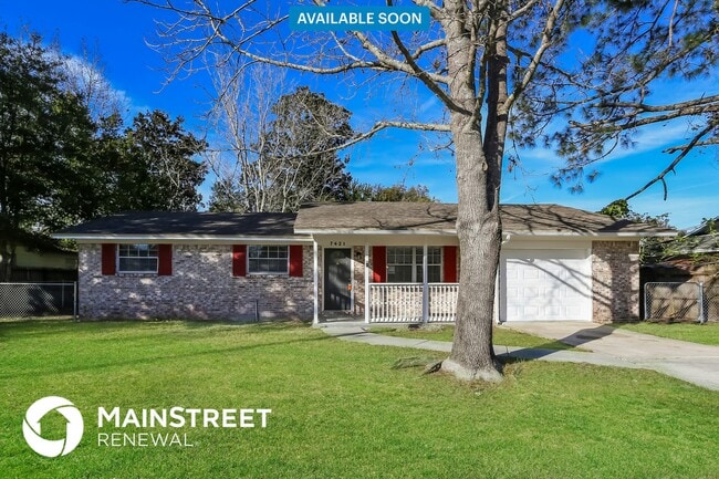 Building Photo - 7421 Deepwood Dr N Rental