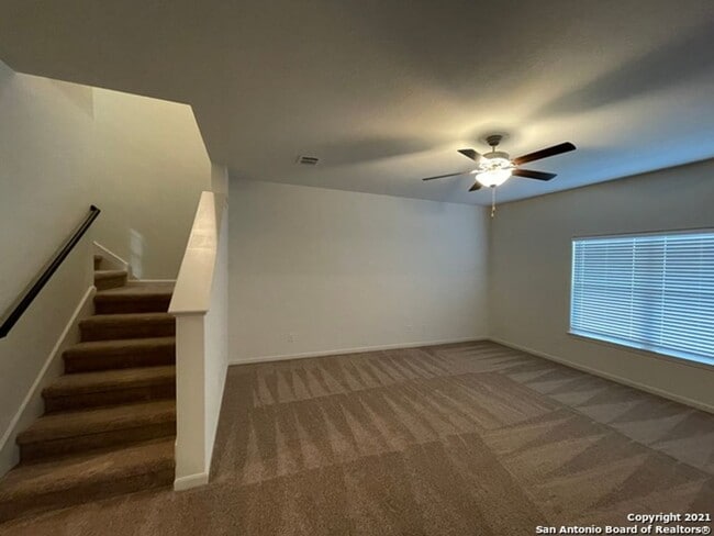 Photo - 4 Bedroom Home in Savannah Place Subdivison In Converse, Tx