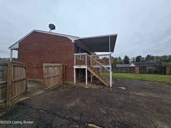 Photo - 11306 Deering Rd