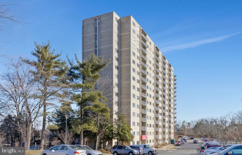 Photo - 2500 N Van Dorn St Unit 316