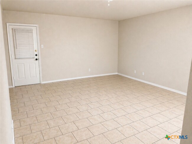 Photo - 2606 Timberline Dr
