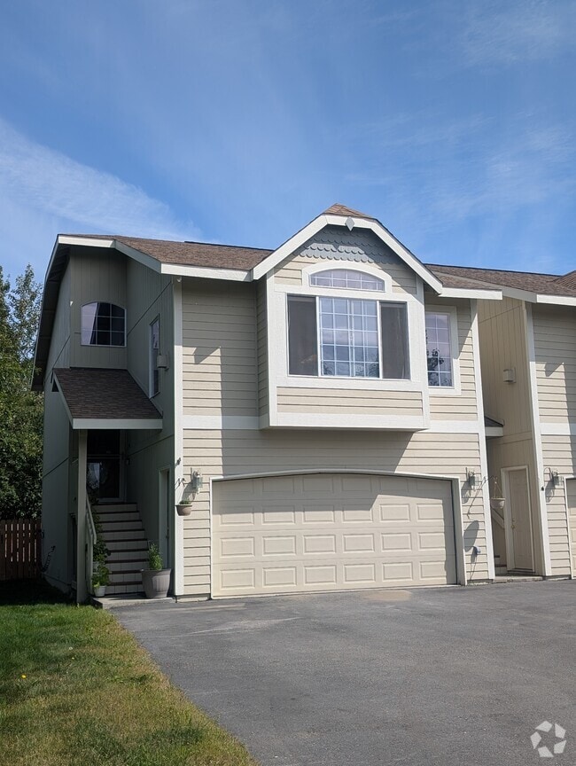 Building Photo - 1850 N Monte Vista Dr Rental