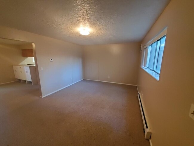 Photo - 426 W 200 S