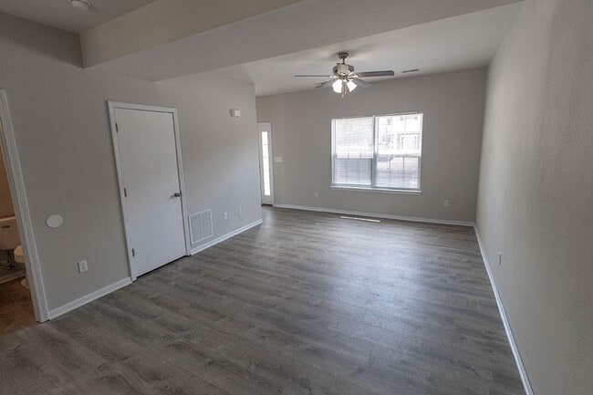 Photo - 1643 Citadel Dr