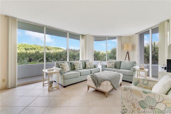 9600 S Ocean Dr Unit 101