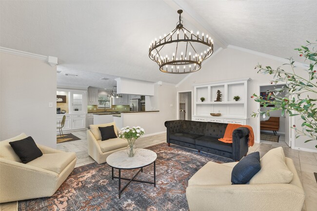 Photo - 416 Live Oak Ln