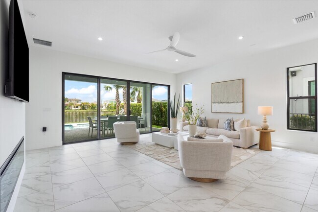 Photo - 12466 Solana Bay Cir