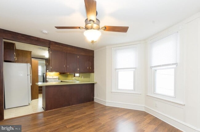 Building Photo - 431 Main St Unit 2ND FLOOR