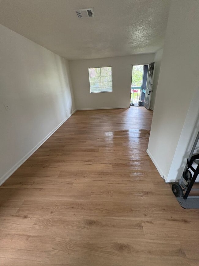 Photo - 5216 Westchase Ct Unit 2