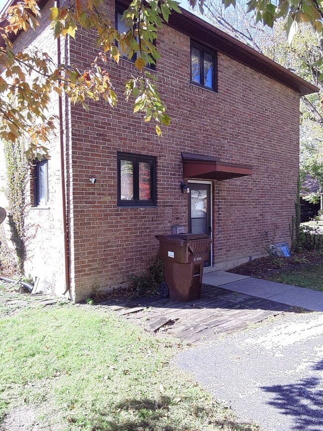 Photo - 11 Dunlap Rd