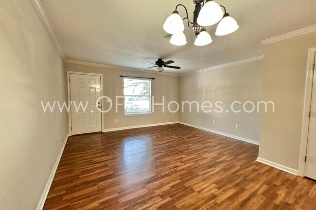 Photo - 1816 Shay-Lin Ct