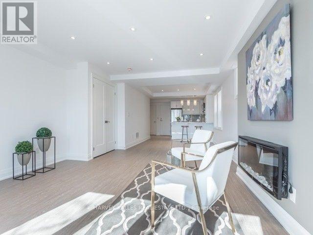 Photo - 52 College View Ave Unit 2