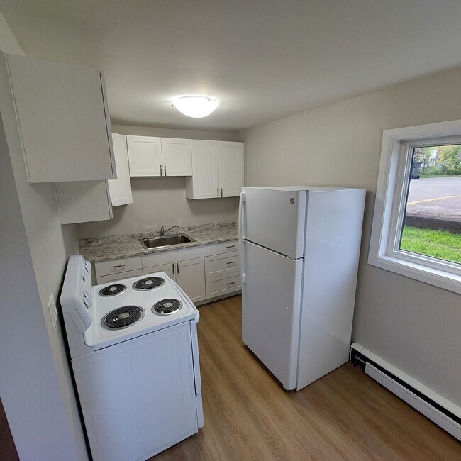Photo - Hemlock Place Apartments