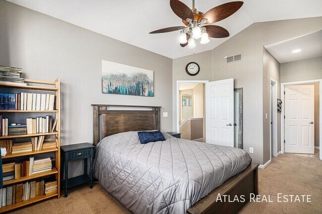 Photo - 23235 York Ave