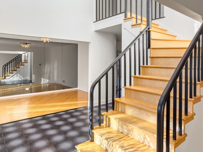 Photo - 3320 Lakewood Ct