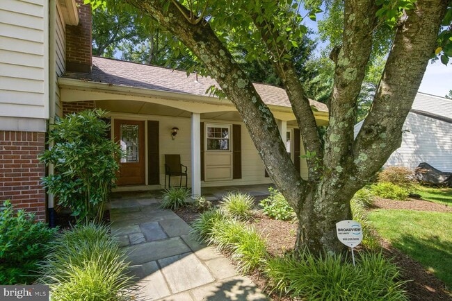 Photo - 12904 N Commons Way