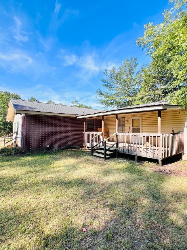 Photo - 4 bed, 3 bath home in Opelika!