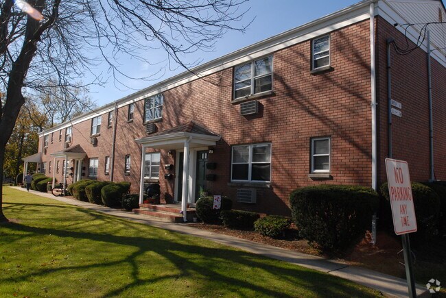 Photo - Westwood Gardens