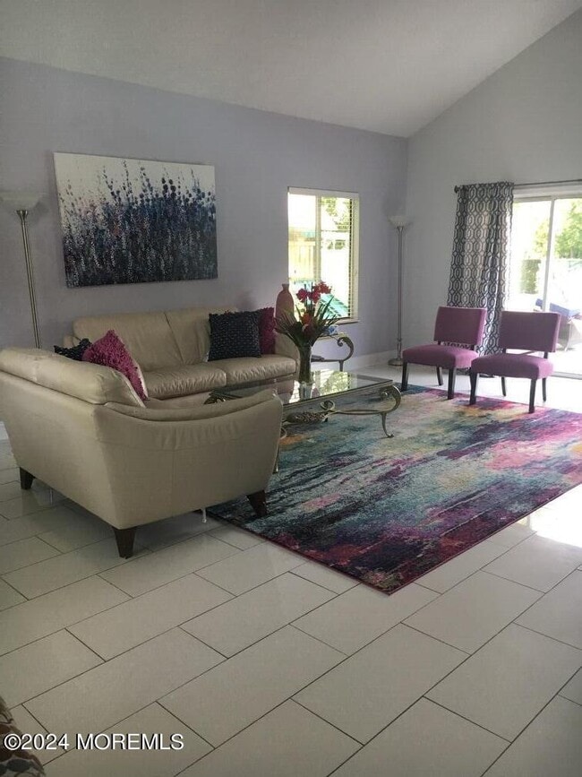 Photo - 205 Alpern Ave