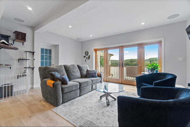 Photo - 83 Main St Unit 1C