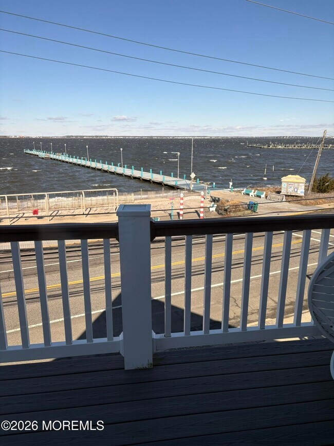 Photo - 506 S Bayview Ave