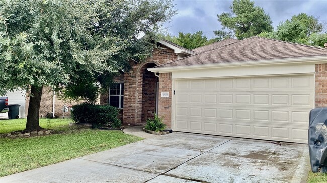 Photo - 18034 Platinum Springs Dr