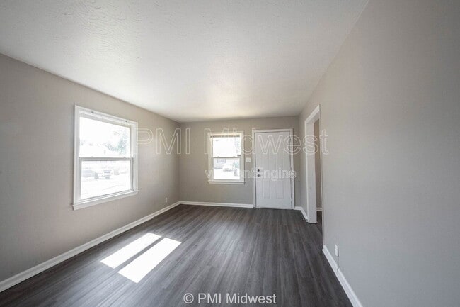 Photo - 1937 King Ave