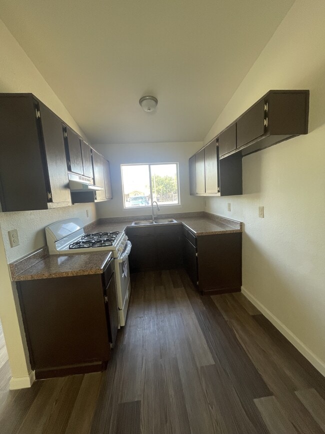 Photo - 864 Barandal Dr