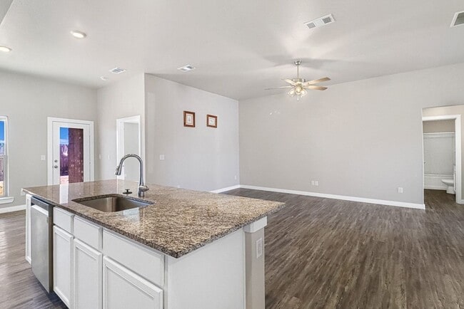 Photo - 1312 Cajun St