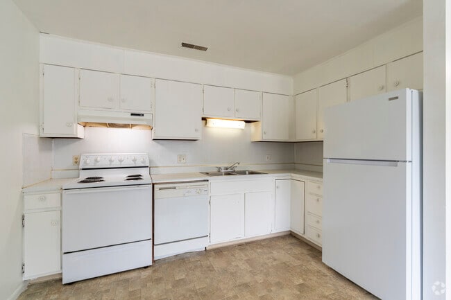 2BR, 1BA - 750SF - #2 -