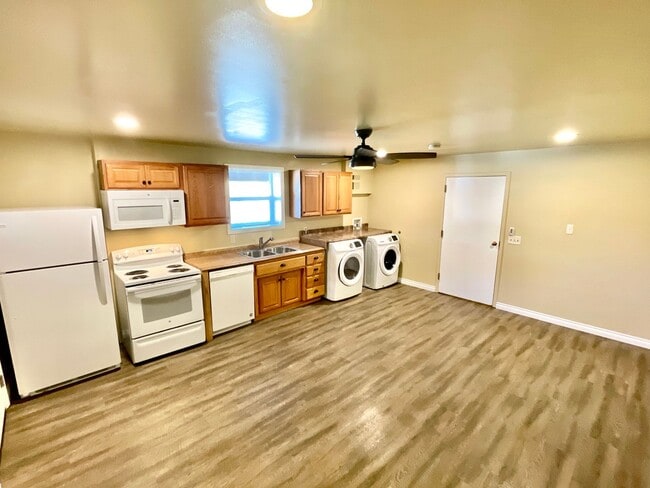 Photo - 6412-6416-6424 S 6th St. Unit 6416