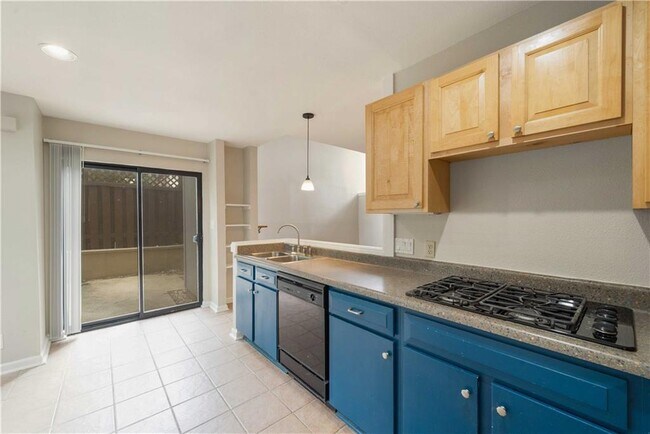 Photo - 5210 Langwood Dr