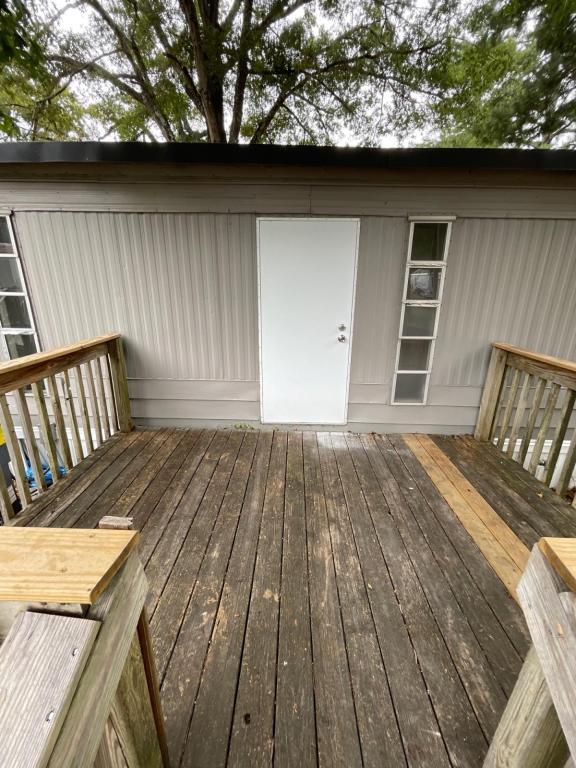 404 Bimini Rd