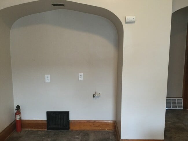 Photo - 3635 N 37th St Unit Upper