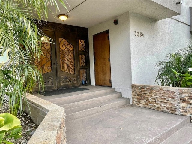 3284 Barham Blvd Unidad 304