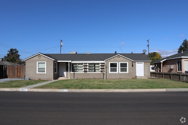 Building Photo - 1041 Ventura St Rental