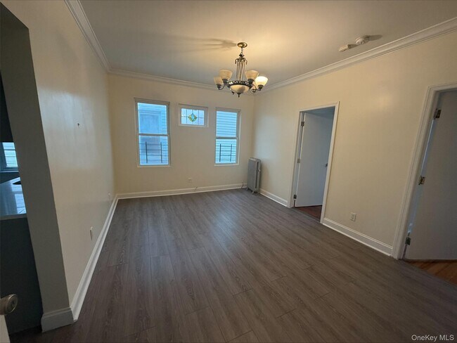 Photo - 93-47 202nd St