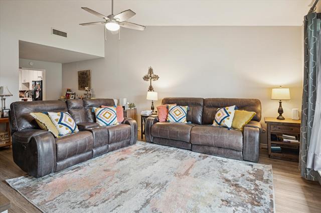 Photo - 13641 Flagstone Ln