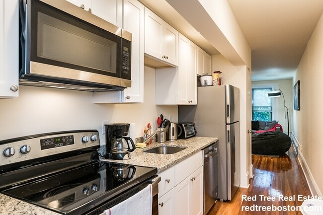 Photo - 1471 Beacon St Unit 4