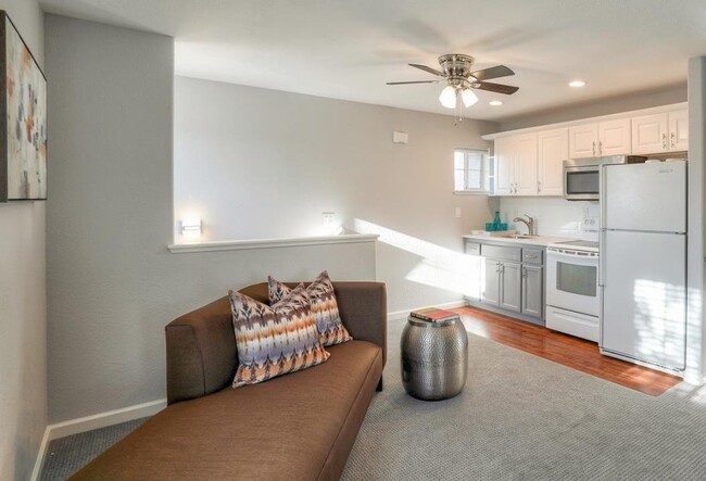 Kitchen - 16350 San Ramon Dr Unidad B