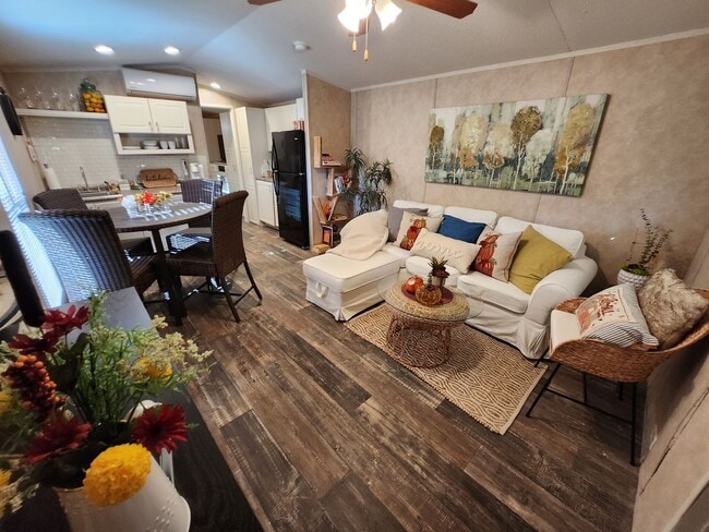 Photo - 5714 South Gordon Rd SW