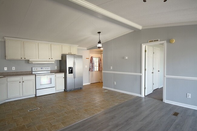 Photo - 106 Fishtail Ct
