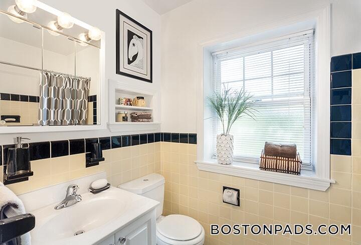 Photo - 156 Independence Dr