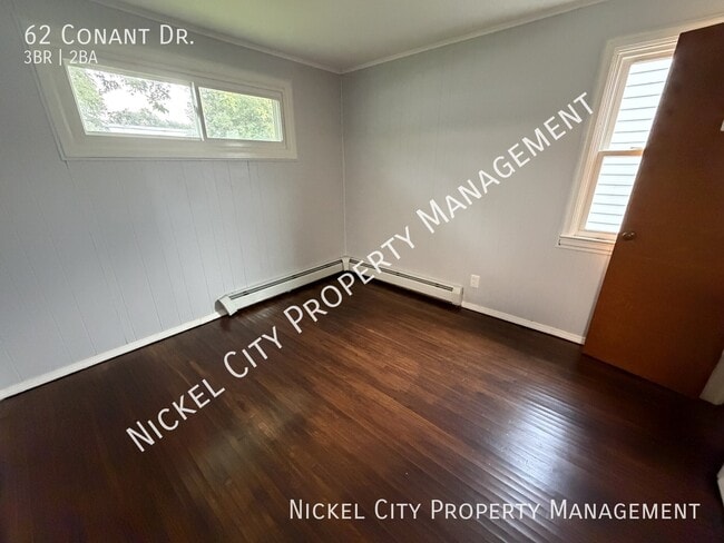 62 Conant Dr