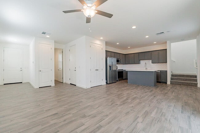 Photo - 5538 S Dillon