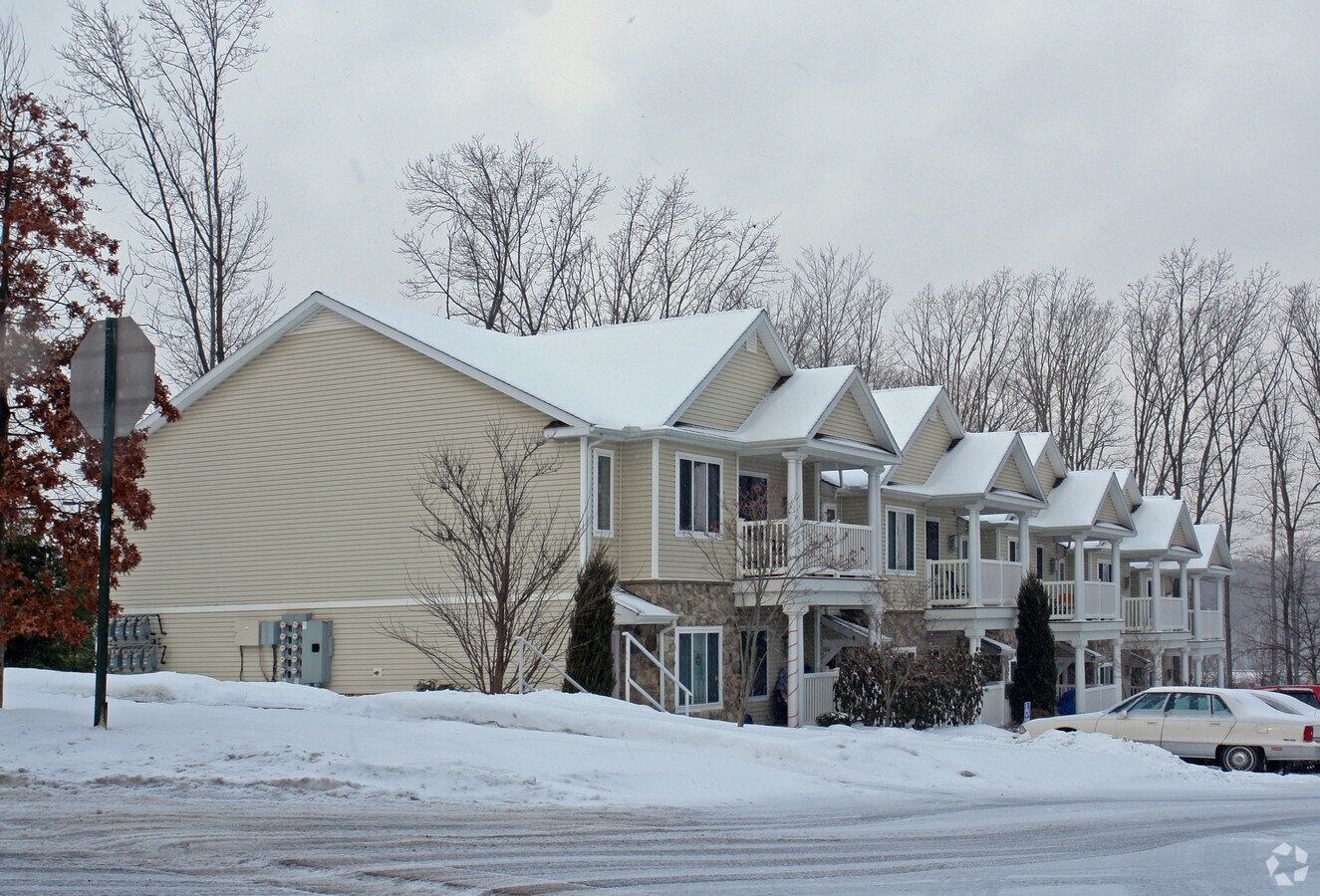 Kensington Court Apartments - Kensington Court Apartments
